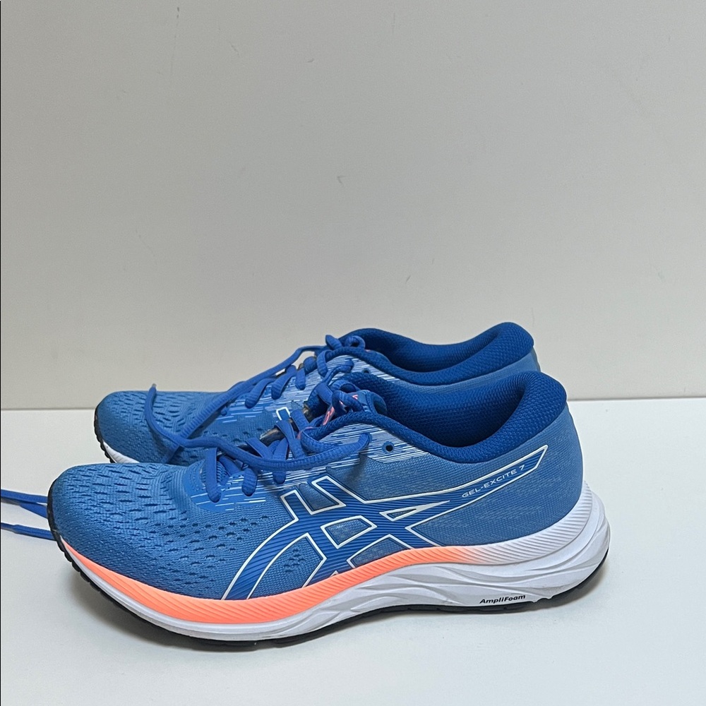 Asics Vibrant Blue Athletic Shoes, EUC - Picture 3 of 8